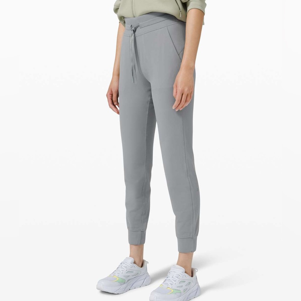 NWT - lululemon ready to rulu jogger
